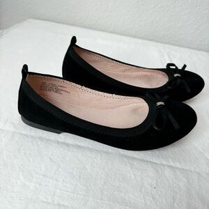 Kelly and Katie Girls Black Ballet Flats, Size 3, Pre-Owned